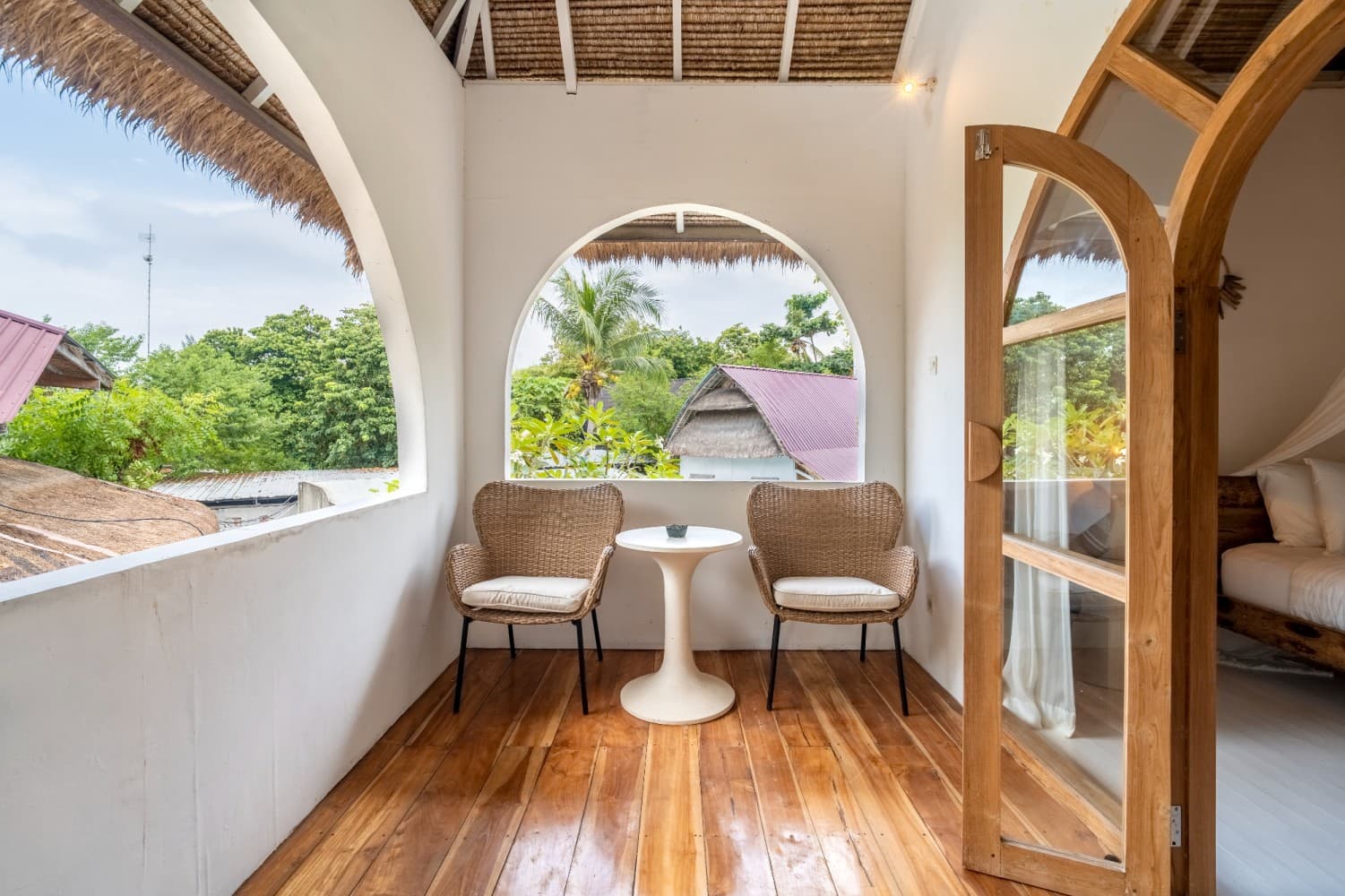 Superior Balcony Bungalow photo 11